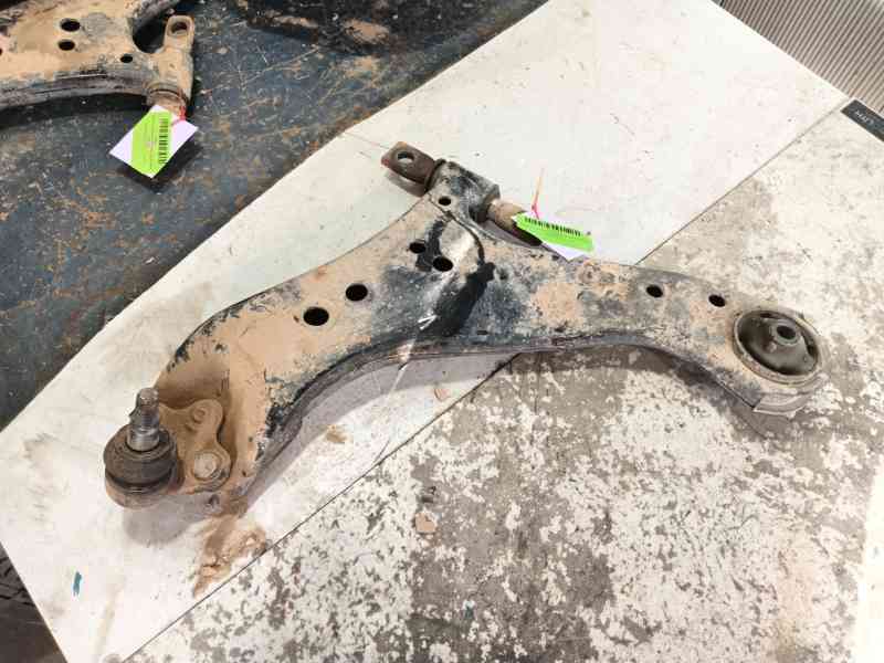 Recambio de brazo suspension inferior delantero izquierdo para toyota rav 4 v (_a5_, _h5_) 2.5 hybrid awd (axah54) referencia OE