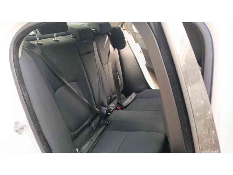 Recambio de asientos traseros para jaguar xe (x760) 2.0 d referencia OEM IAM   