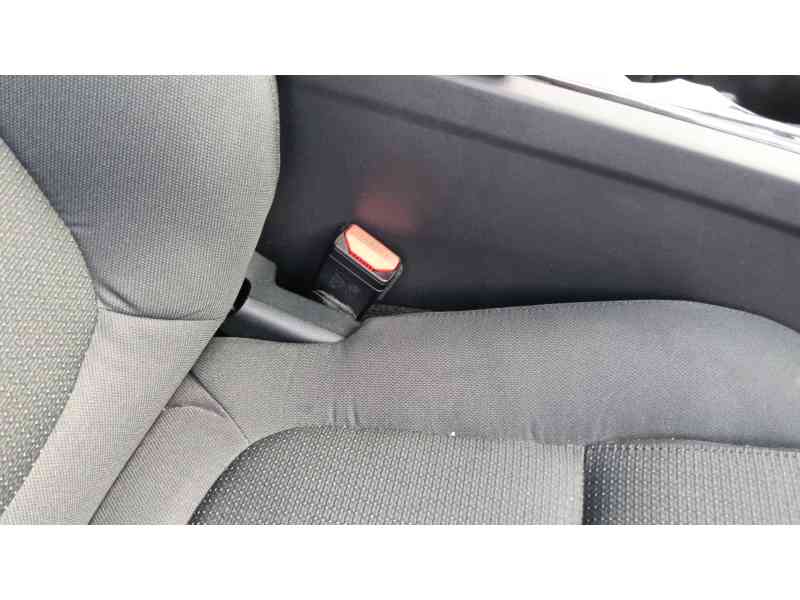 Recambio de enganche cinturon delantero derecho para jaguar xe (x760) 2.0 d referencia OEM IAM   