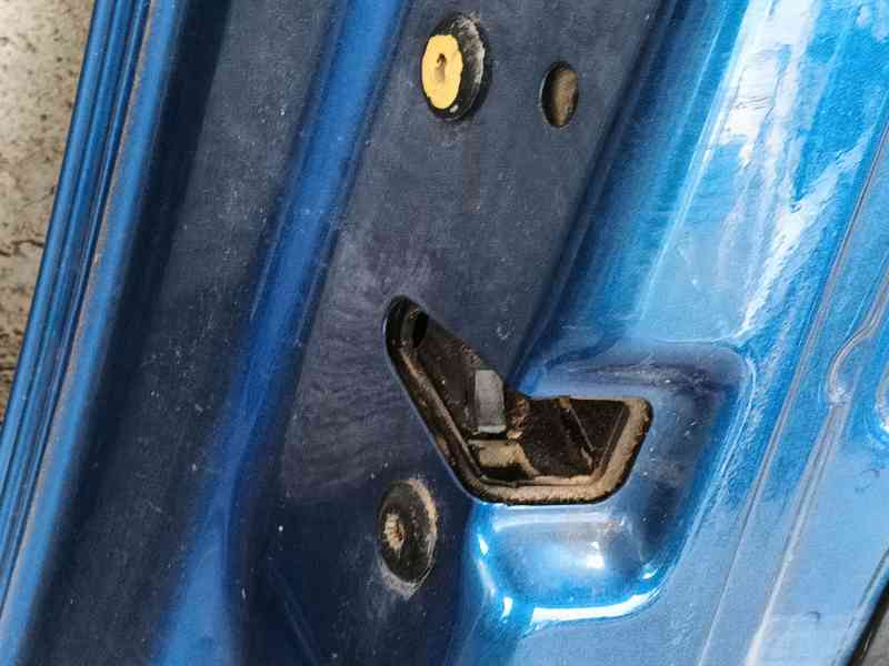 Recambio de puerta delantera izquierda para skoda fabia iii (nj3) 1.0 referencia OEM IAM 6V0831055A  