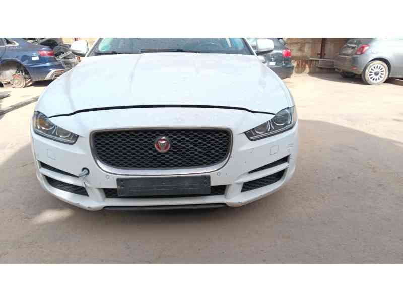 Recambio de paragolpes delantero para jaguar xe (x760) 2.0 d referencia OEM IAM   