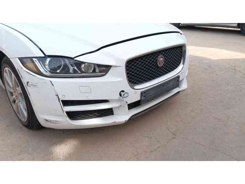 Recambio de paragolpes delantero para jaguar xe (x760) 2.0 d referencia OEM IAM   