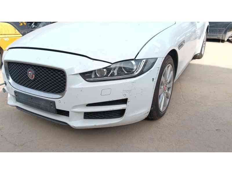 Recambio de paragolpes delantero para jaguar xe (x760) 2.0 d referencia OEM IAM   