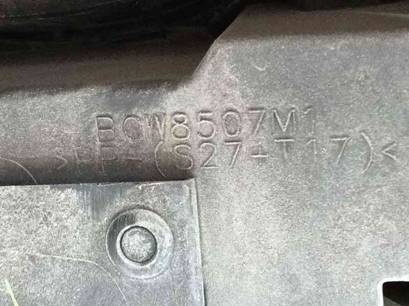 Recambio de paragolpes delantero para mazda 3 (bl) 1.6 mz-cd (bl14) referencia OEM IAM BCW850031JBB  