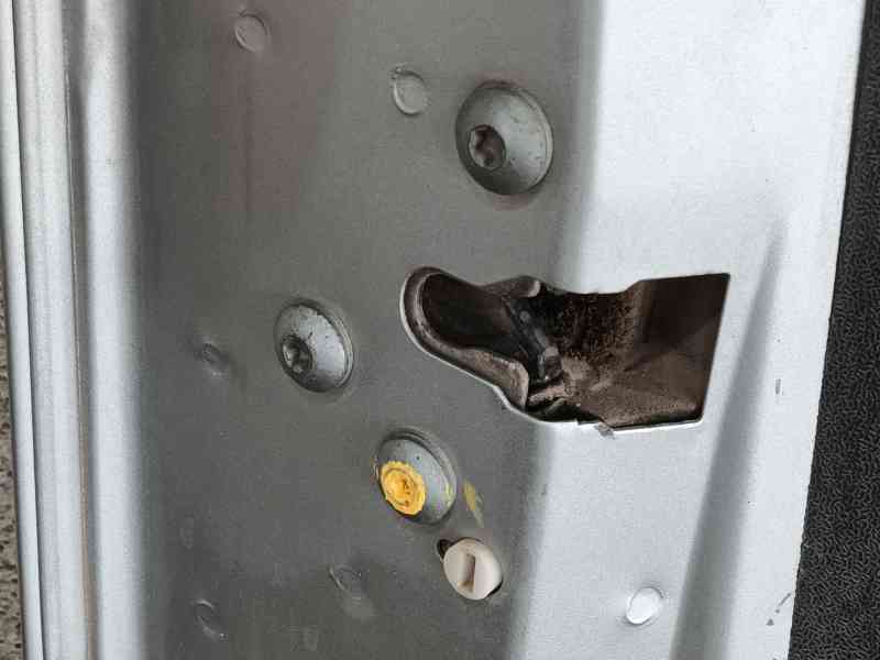 Recambio de puerta lateral corredera izquierda para fiat doblo monospace (119_, 223_) 1.9 jtd referencia OEM IAM   