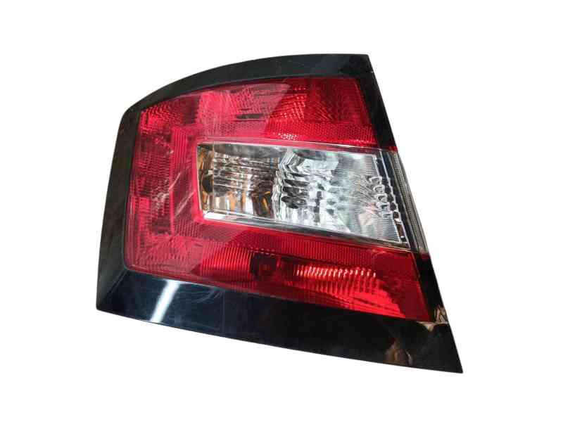 Recambio de piloto trasero izquierdo para skoda fabia iii (nj3) 1.0 referencia OEM IAM 6V6945111  6V6945095