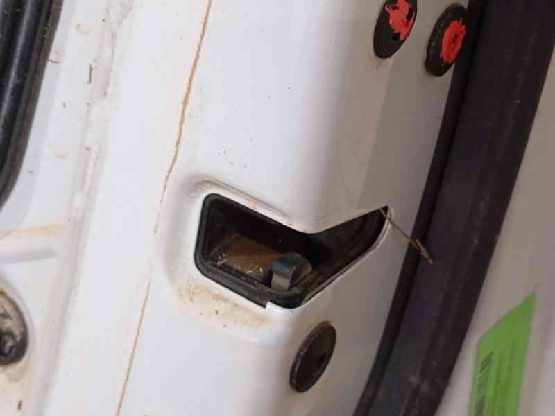 Recambio de puerta delantera derecha para volkswagen passat b6 (3c2) 2.0 tdi referencia OEM IAM 3C4831056J  