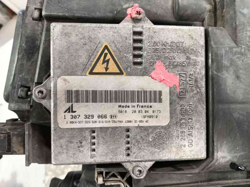 Recambio de faro izquierdo para audi a3 sportback (8pa) 2.0 tdi 16v referencia OEM IAM 8P0941029M  