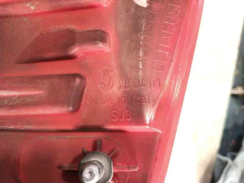 Recambio de piloto trasero izquierdo para audi a3 sportback (8pa) 2.0 tdi 16v referencia OEM IAM 8P0945095  