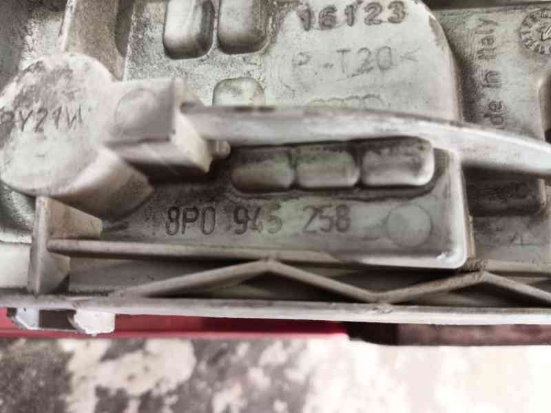 Recambio de piloto trasero derecho para audi a3 sportback (8pa) 2.0 tdi 16v referencia OEM IAM 8P0945096  
