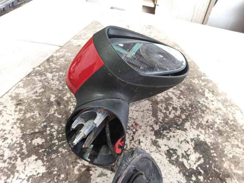 Recambio de retrovisor derecho para ford fiesta vi (cb1, ccn) 1.0 ecoboost referencia OEM IAM   