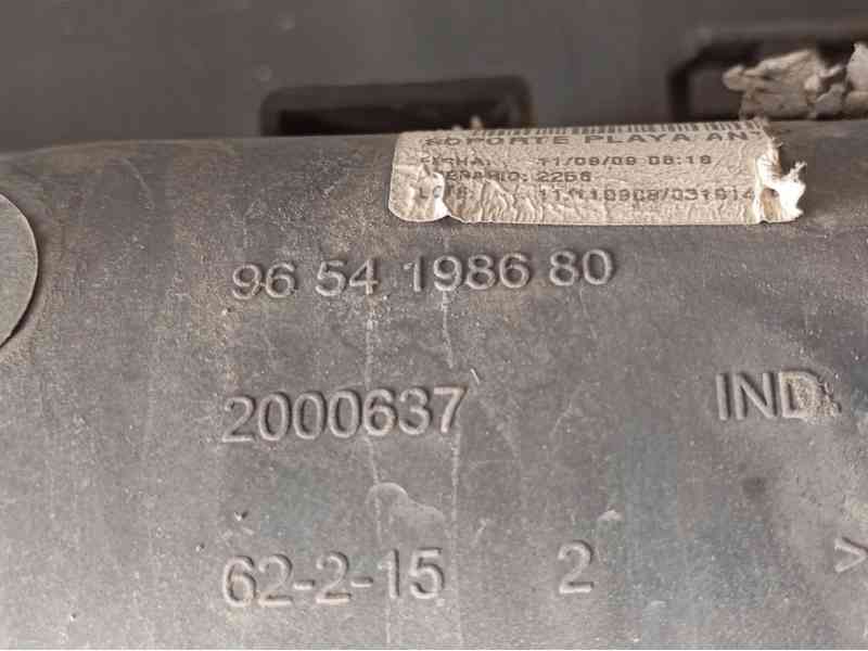 Recambio de paragolpes delantero para citroën c4 picasso i monospace (ud_) 1.6 hdi referencia OEM IAM 7401WK  
