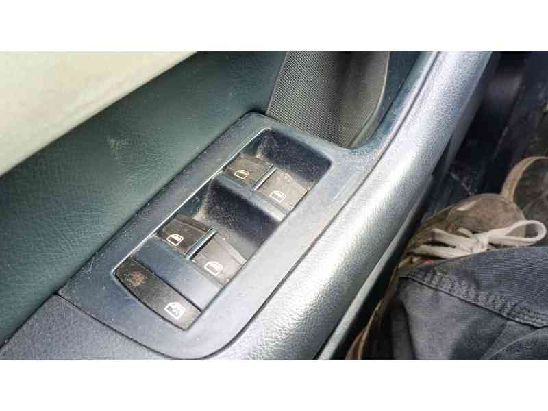 Recambio de mando elevalunas delantero izquierdo para audi a6 c6 (4f2) 3.0 tdi quattro referencia OEM IAM   