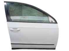 Recambio de puerta delantera derecha para volkswagen passat b6 (3c2) 2.0 tdi referencia OEM IAM 3C4831056J  
