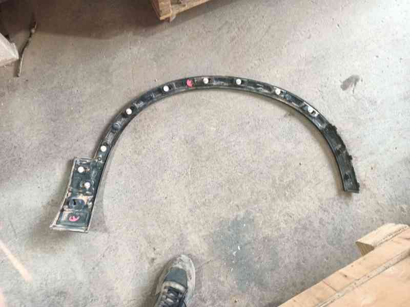 Recambio de aletin delantero izquierdo para volvo xc40 (536) d3 polestar referencia OEM IAM   