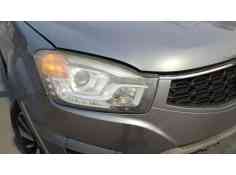 Recambio de faro derecho para ssangyong korando (ck) 2.0 e-xdi referencia OEM IAM   