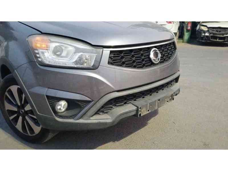 Recambio de paragolpes delantero para ssangyong korando (ck) 2.0 e-xdi referencia OEM IAM   