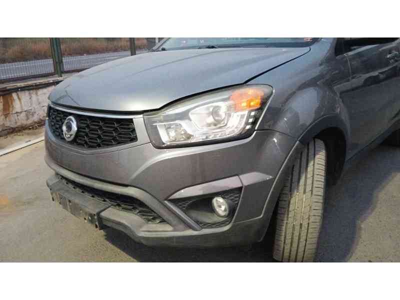 Recambio de paragolpes delantero para ssangyong korando (ck) 2.0 e-xdi referencia OEM IAM   