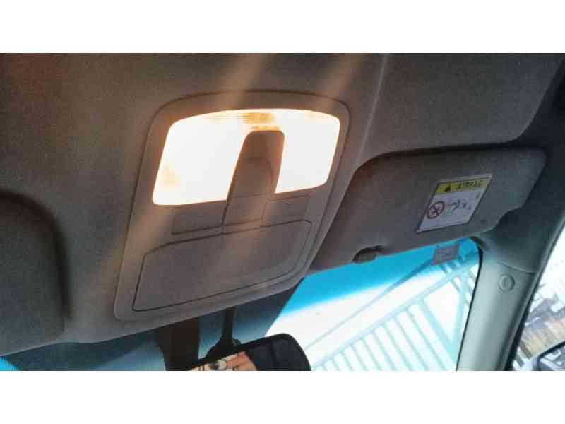 Recambio de luz interior delantera central para ssangyong korando (ck) 2.0 e-xdi referencia OEM IAM   