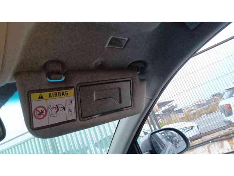 Recambio de parasol derecho para ssangyong korando (ck) 2.0 e-xdi referencia OEM IAM   