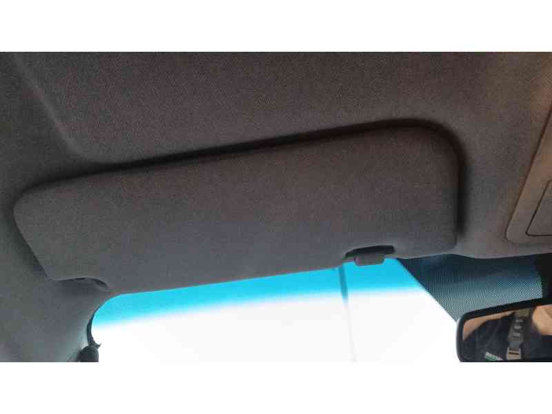 Recambio de parasol izquierdo para ssangyong korando (ck) 2.0 e-xdi referencia OEM IAM   