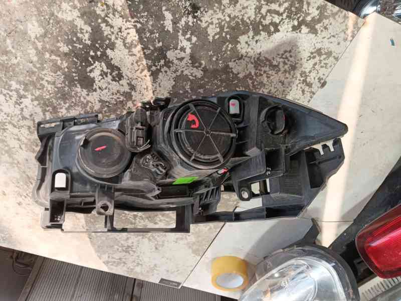 Recambio de faro derecho para renault megane ii (bm0/1_, cm0/1_) 1.6 16v (bm0c, cm0c) referencia OEM IAM   