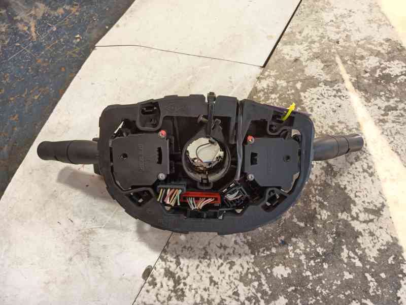 Recambio de mando multifuncion para renault megane ii (bm0/1_, cm0/1_) 1.6 16v (bm0c, cm0c) referencia OEM IAM   