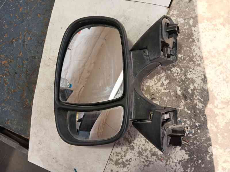 Recambio de espejo retrovisor izquierdo para opel vivaro a furgoneta (x83) 2.0 cdti (f7) referencia OEM IAM   