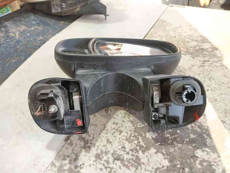 Recambio de espejo retrovisor izquierdo para opel vivaro a furgoneta (x83) 2.0 cdti (f7) referencia OEM IAM   