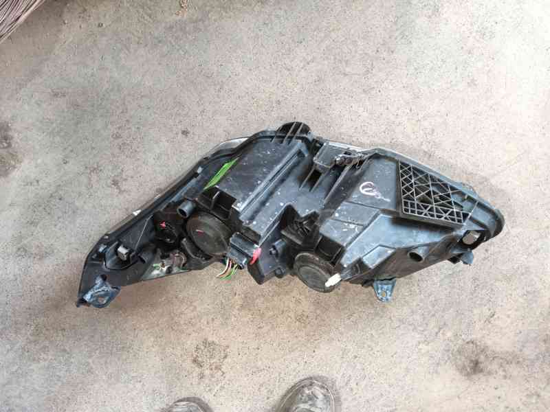 Recambio de faro derecho para citroën c4 i (lc_) 1.6 hdi referencia OEM IAM   