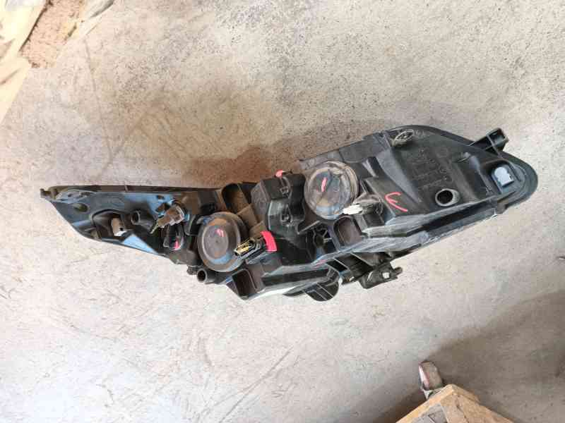 Recambio de faro izquierdo para citroën c4 i (lc_) 1.6 hdi referencia OEM IAM   