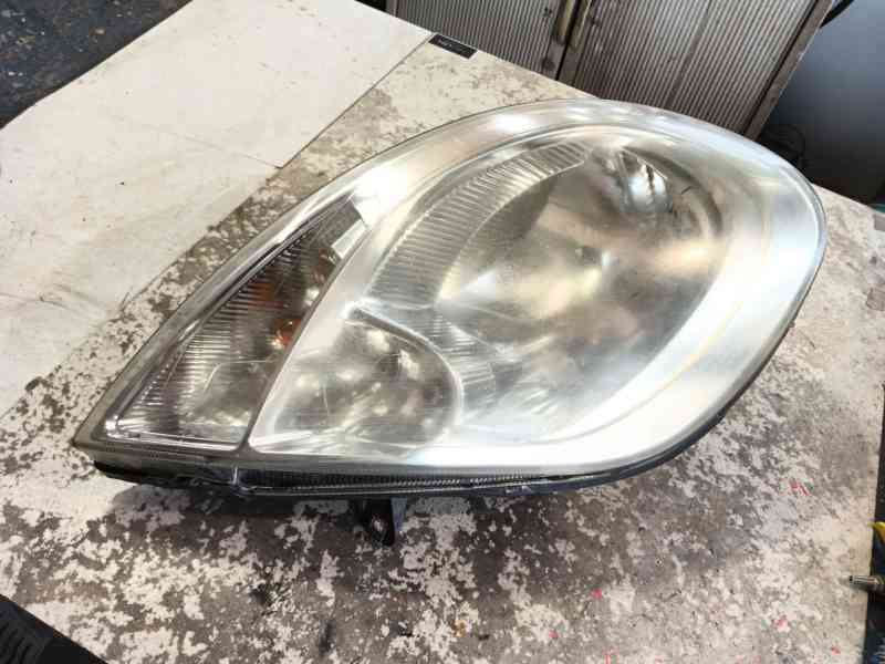 Recambio de faro derecho para opel vivaro a furgoneta (x83) 2.0 cdti (f7) referencia OEM IAM   