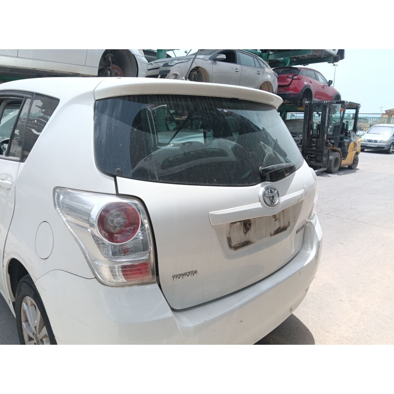 Recambio de porton trasero para toyota verso (_r2_) 1.6 (zgr20_) referencia OEM IAM 670050F040  