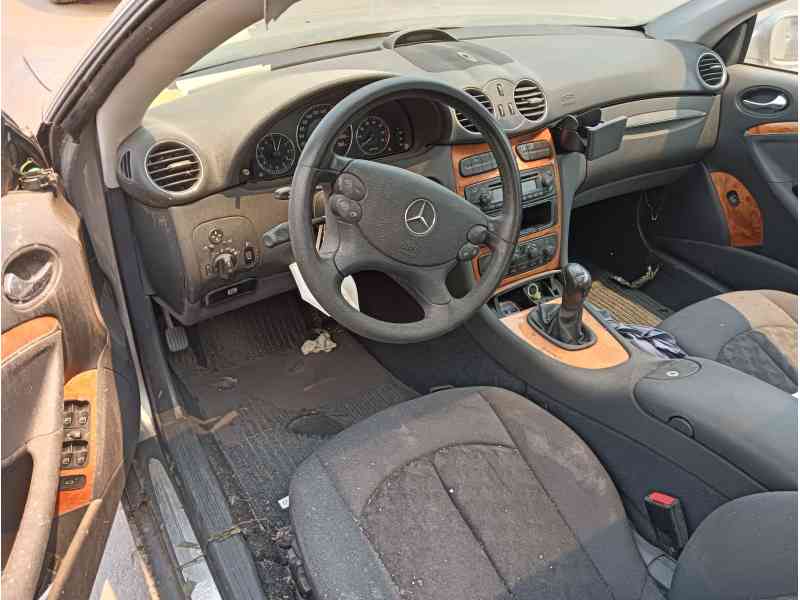mercedes-benz clk (c209) del año 2003