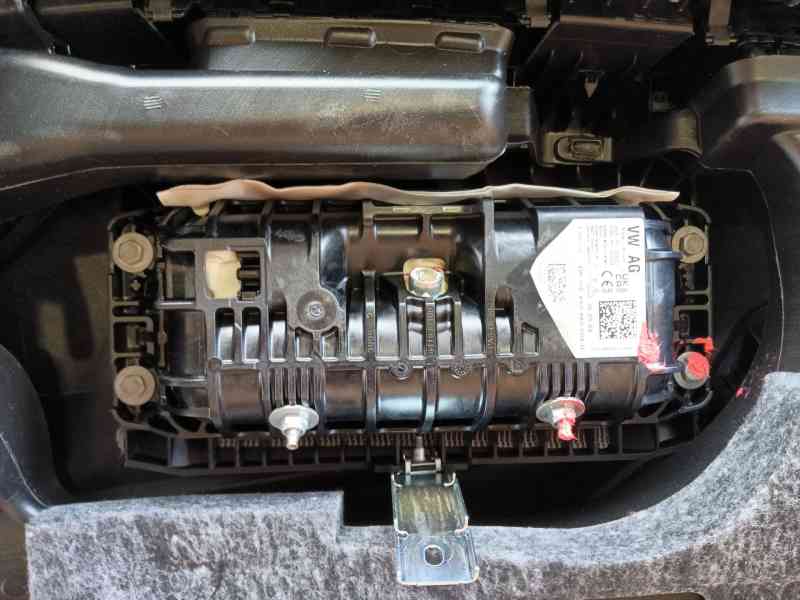 Recambio de salpicadero para audi a3 sportback (8ya, 8yf) 35 tdi referencia OEM IAM 8Y1857001FBCN  
