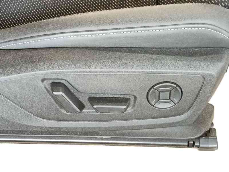 Recambio de juego asientos completo para audi a3 sportback (8ya, 8yf) 35 tdi referencia OEM IAM   