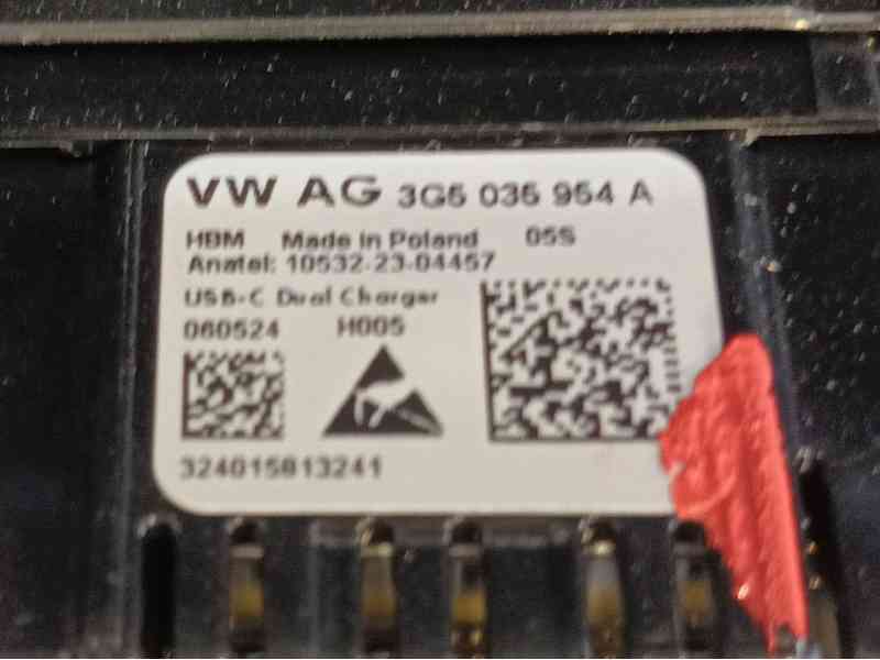 Recambio de consola central para audi a3 sportback (8ya, 8yf) 35 tdi referencia OEM IAM   