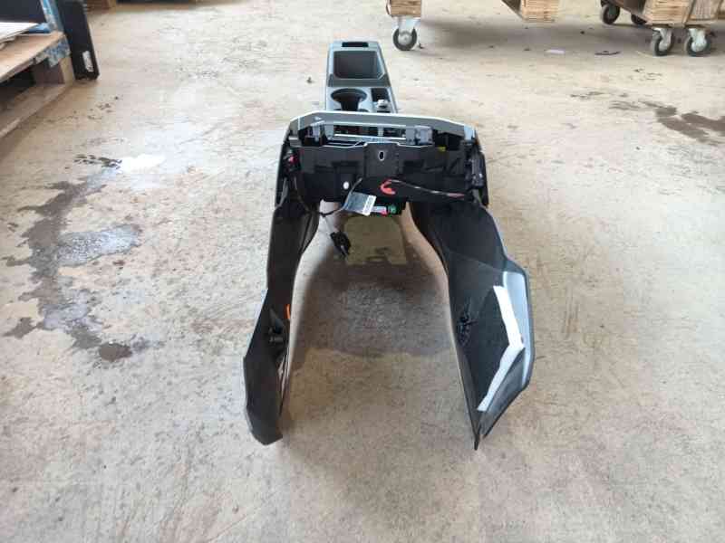 Recambio de consola central para audi a3 sportback (8ya, 8yf) 35 tdi referencia OEM IAM   