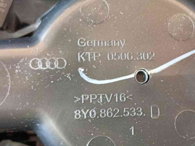 Recambio de consola central para audi a3 sportback (8ya, 8yf) 35 tdi referencia OEM IAM   