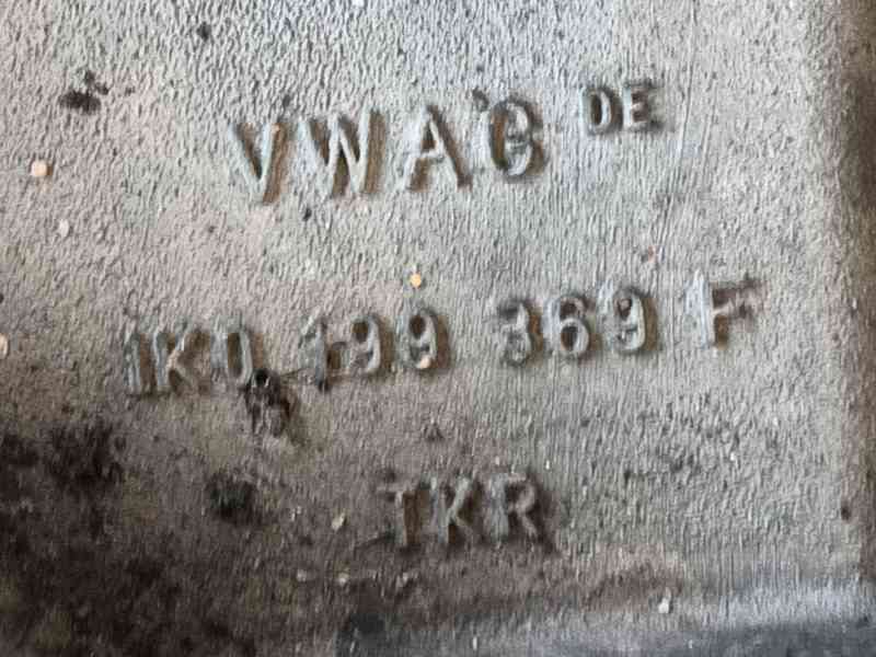 Recambio de cuna motor para volkswagen touran (1t3) 1.6 tdi referencia OEM IAM   
