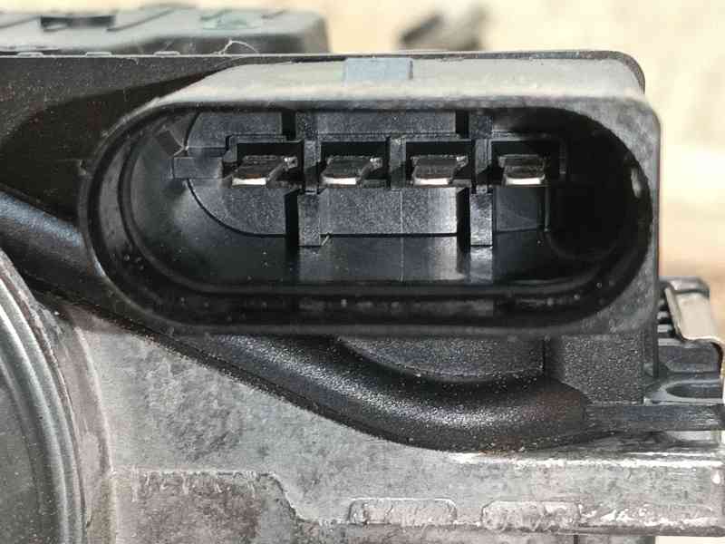 Recambio de motor limpia delantero para audi a3 sportback (8ya, 8yf) 35 tdi referencia OEM IAM   