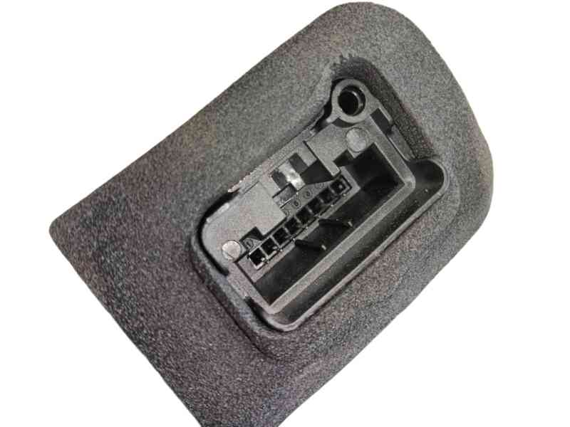 Recambio de cerradura puerta trasera derecha para audi a3 sportback (8ya, 8yf) 35 tdi referencia OEM IAM 5TA839016Q  