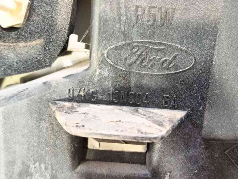 Recambio de piloto trasero izquierdo para ford ka (rb_) 1.3 i referencia OEM IAM  04KG13N004BA 2419K