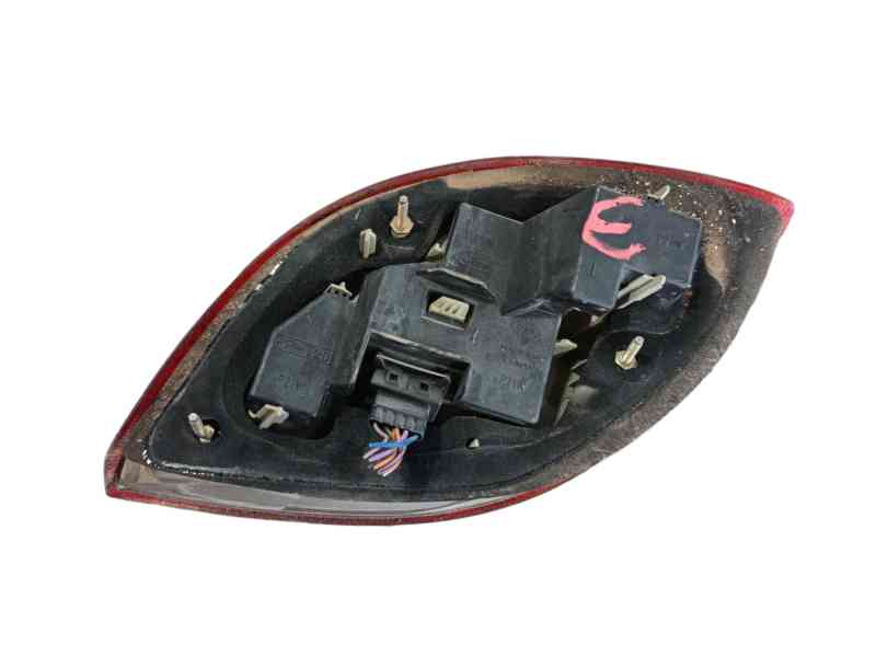 Recambio de piloto trasero izquierdo para ford ka (rb_) 1.3 i referencia OEM IAM  04KG13N004BA 2419K