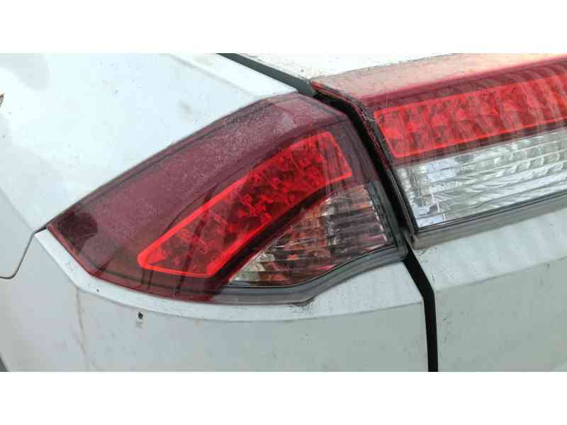 Recambio de piloto trasero izquierdo para renault laguna iii (bt0/1) 1.5 dci (bt00, bt0a, bt0t, bt1j) referencia OEM IAM   