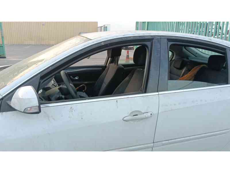 Recambio de elevalunas delantero izquierdo para renault laguna iii (bt0/1) 1.5 dci (bt00, bt0a, bt0t, bt1j) referencia OEM IAM  