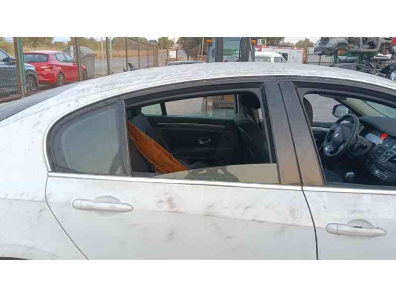 Recambio de elevalunas trasero derecho para renault laguna iii (bt0/1) 1.5 dci (bt00, bt0a, bt0t, bt1j) referencia OEM IAM   