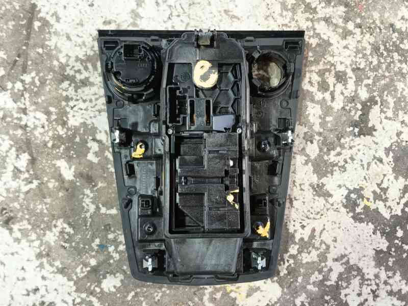 Recambio de palanca cambio para audi a3 sportback (8ya, 8yf) 35 tdi referencia OEM IAM   