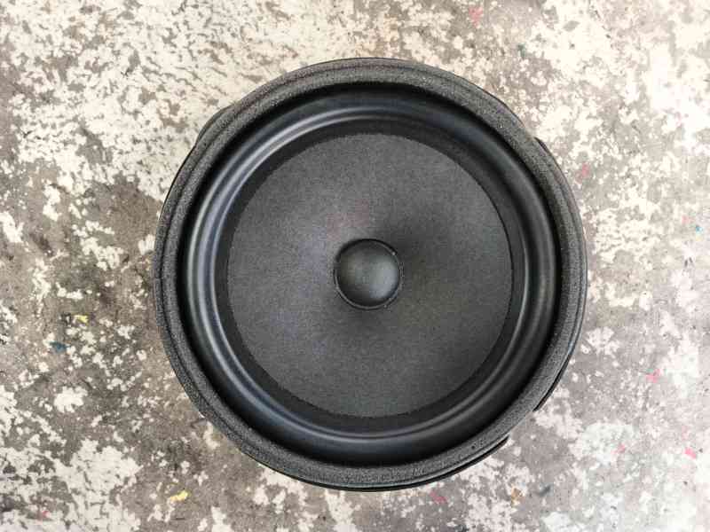 Recambio de altavoz para audi a3 sportback (8ya, 8yf) 35 tdi referencia OEM IAM   