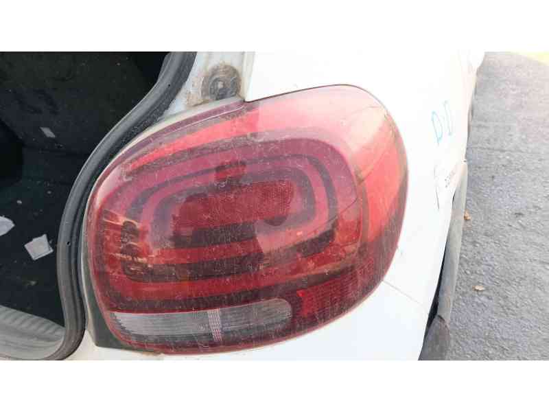 Recambio de piloto trasero derecho para citroën c3 iii (sx) 1.2 vti 82 referencia OEM IAM 9812257480  